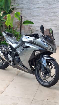 KAWASAKI NINJA 300 